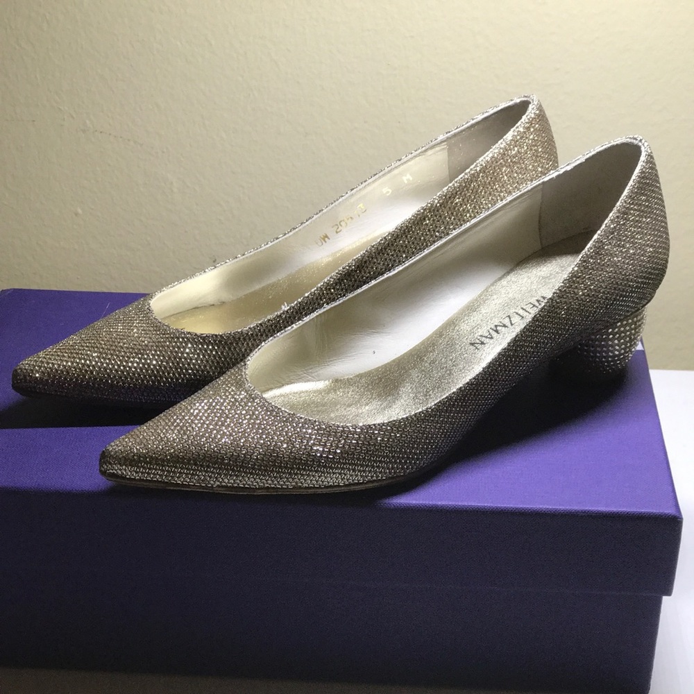 stuart Weizmann round heels